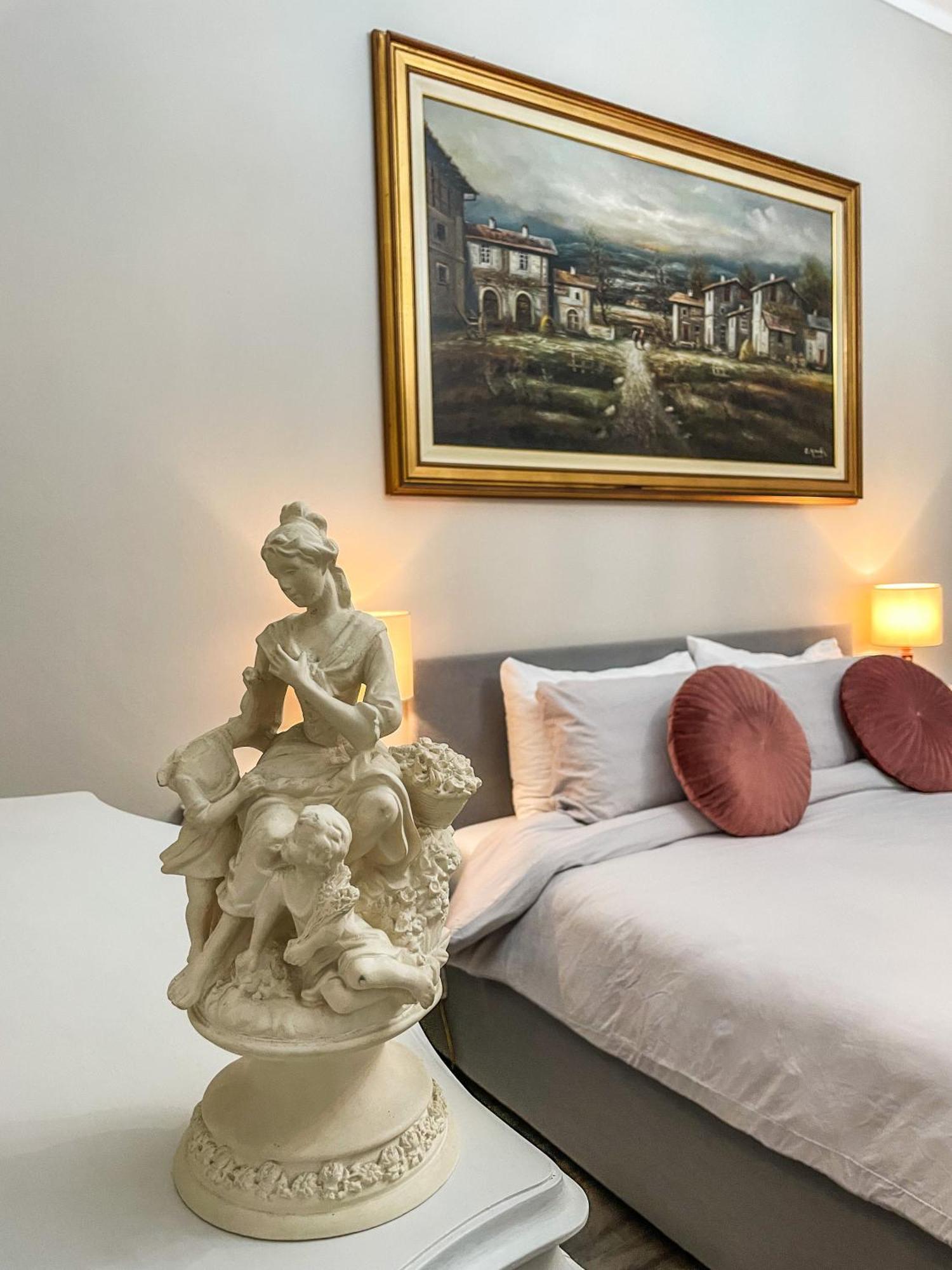 La Casa Bianca Appartement Vercelli Buitenkant foto